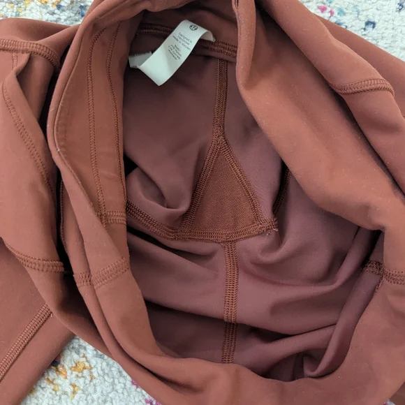 Lululemon Invigorate High-Rise Tight 28" Dark Terracotta, Size 6, Leggings - Picture 11 of 13